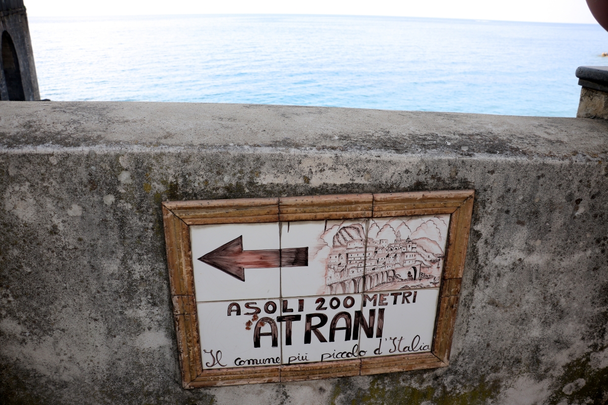 atrani sign 